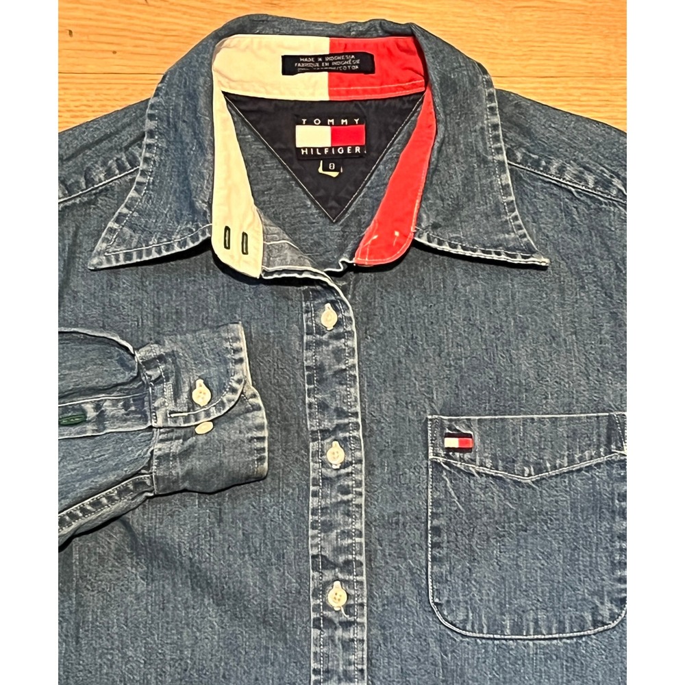 Tommy Hilfiger Denim Shirt Women 8 Blue Button Down Long Sleeve Striped Cuff 90s - Picture 3 of 8